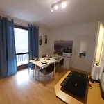 Golden Base וילאך