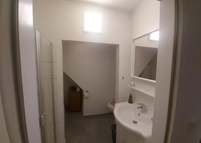 Golden Base Apartment